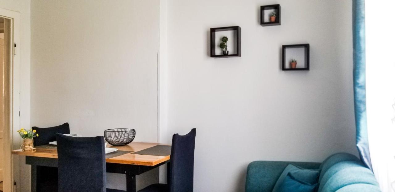 טיראנה Spacious And Cozy Apartment - Ajia Apartment מראה חיצוני תמונה