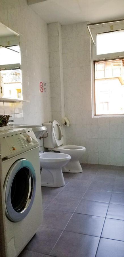 טיראנה Spacious And Cozy Apartment - Ajia Apartment מראה חיצוני תמונה
