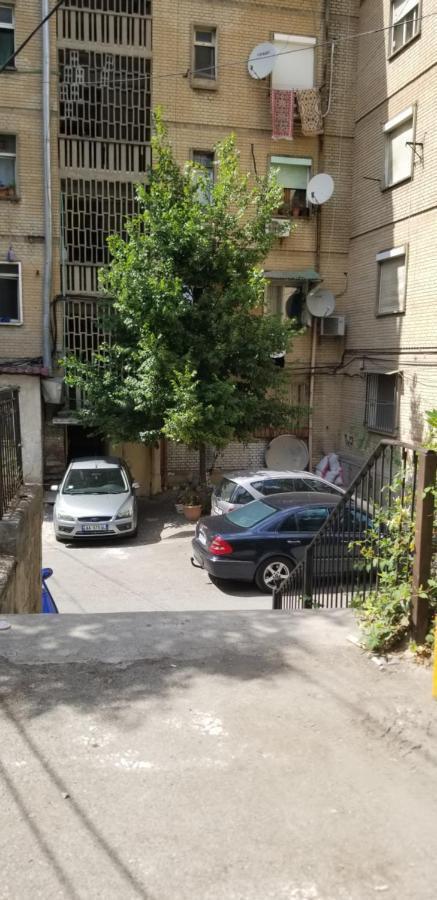 טיראנה Spacious And Cozy Apartment - Ajia Apartment מראה חיצוני תמונה